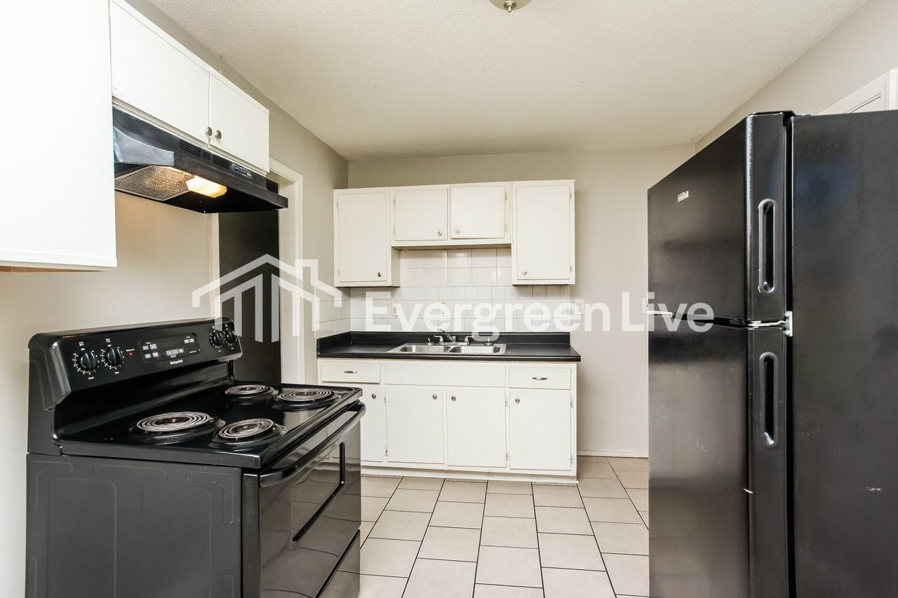 4983 Appleville St - Photo 6 of 16