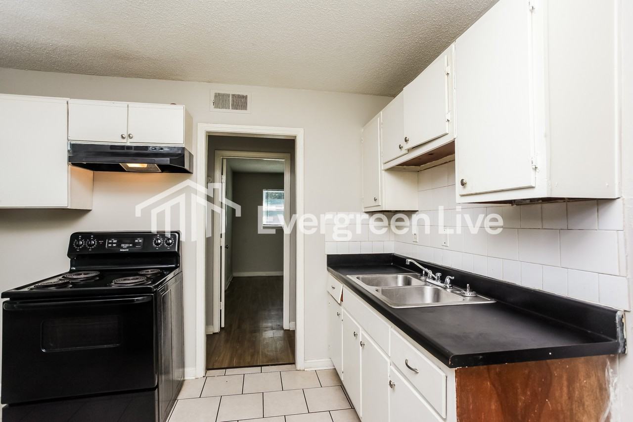 4983 Appleville St - Photo 7 of 16