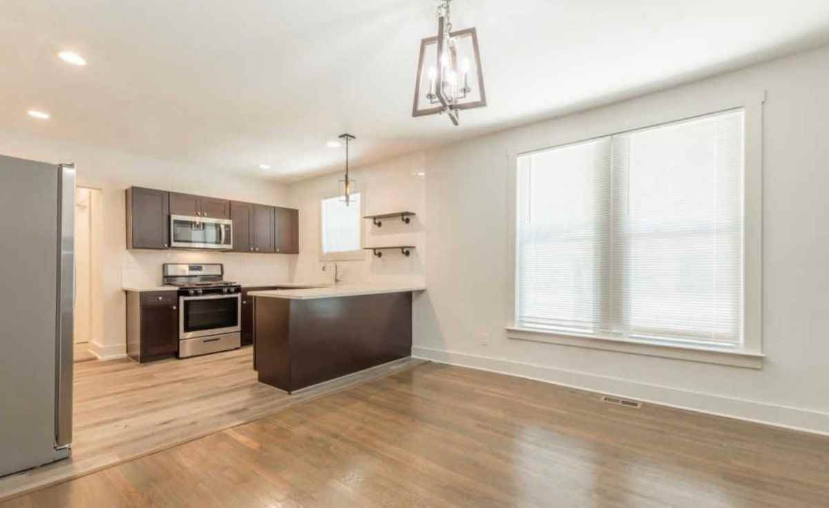 123 Chicamauga Avenue Southwest - Photo 6 of 20