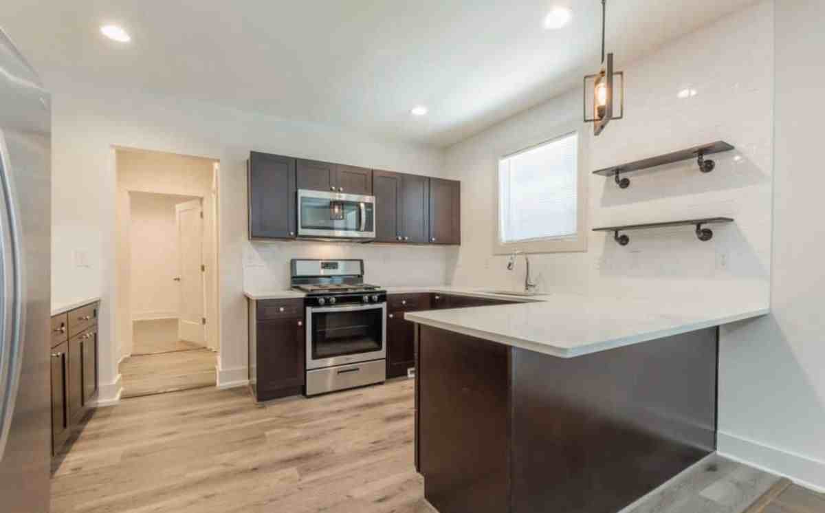 123 Chicamauga Avenue Southwest - Photo 7 of 20