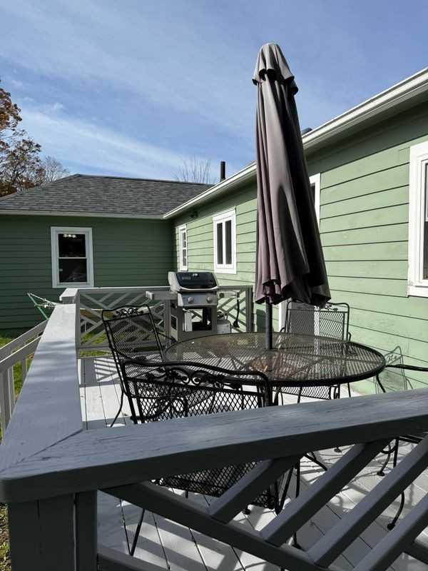 170 Cliff St - Photo 3 of 22