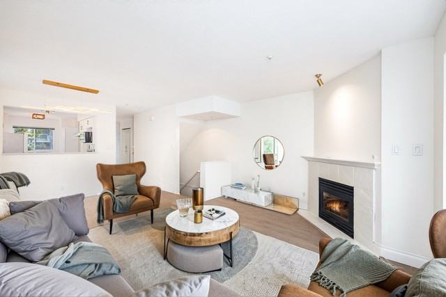 8431 Jellicoe Street - Photo 4 of 16