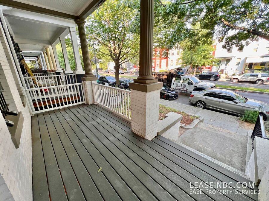3613 New Hampshire Ave Nw - Photo 2 of 17