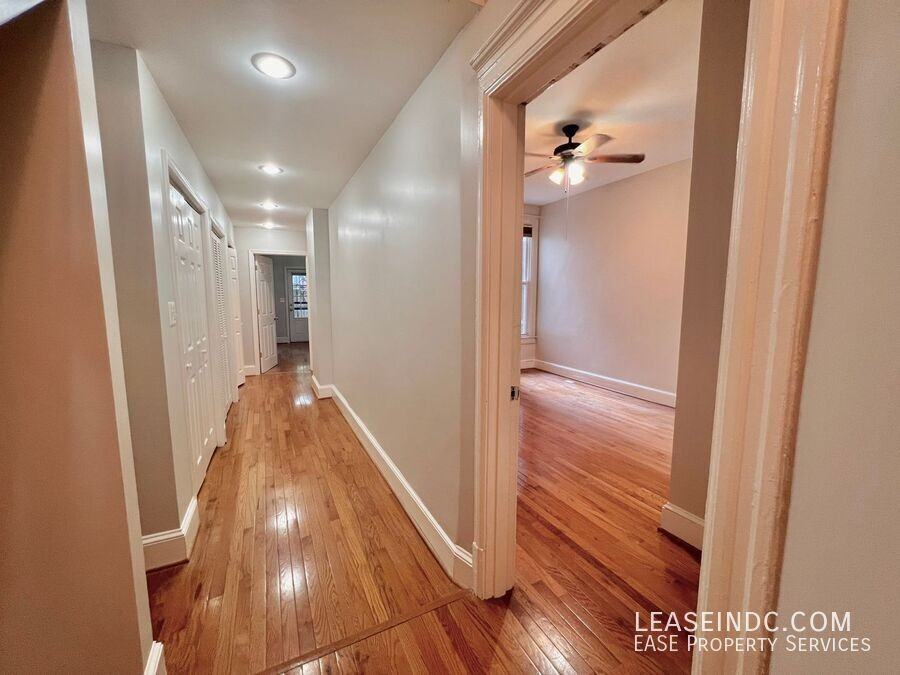 3613 New Hampshire Ave Nw - Photo 4 of 17