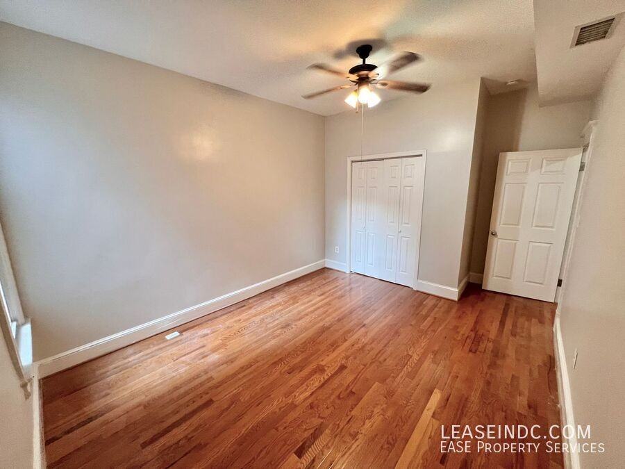 3613 New Hampshire Ave Nw - Photo 6 of 17