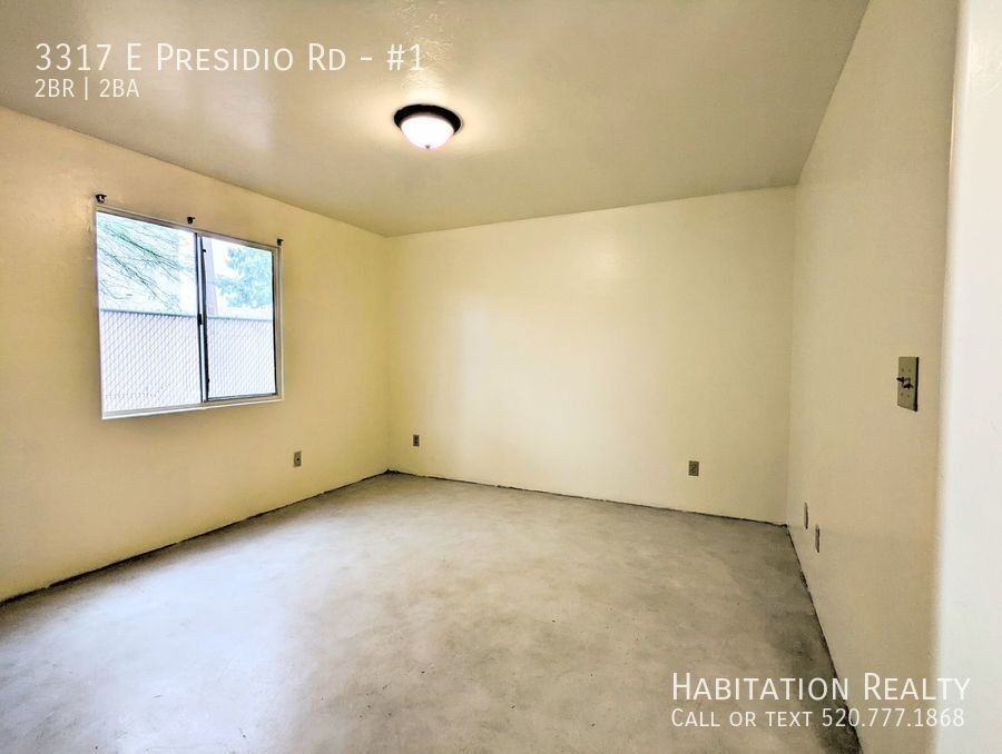 3317 E Presidio Rd #1 - Photo 5 of 18