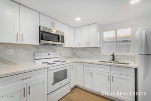 featured image of 444 S Delaware St #1