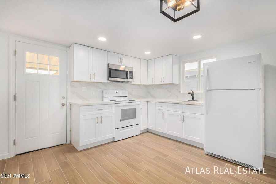 444 South Delaware Street #1 - Photo 6 of 22