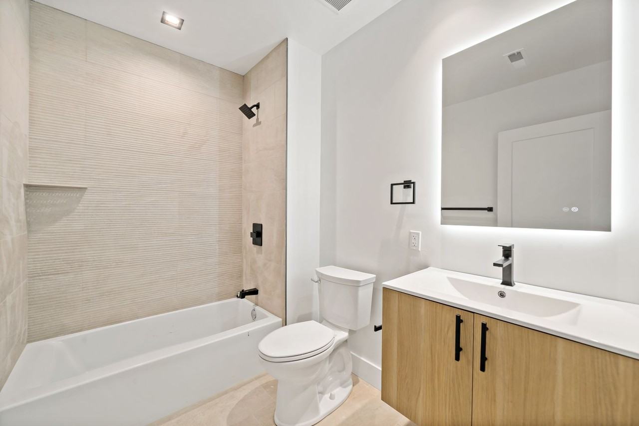 Wood Street Lofts - Photo 5 of 50