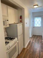 featured image of 1042 Main St #7