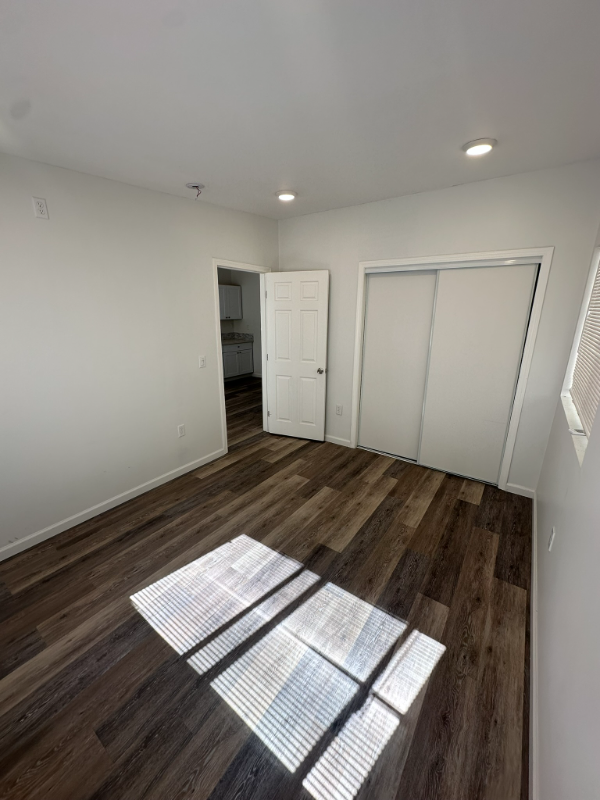 201 Eaton Way - Photo 6 of 7