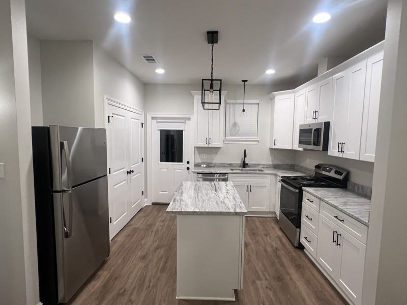 215 Hoover Dr #B - Photo 5 of 6