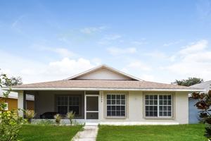 featured image of 10404 Summerview Cir