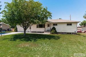 featured image of 2660 Central Ave