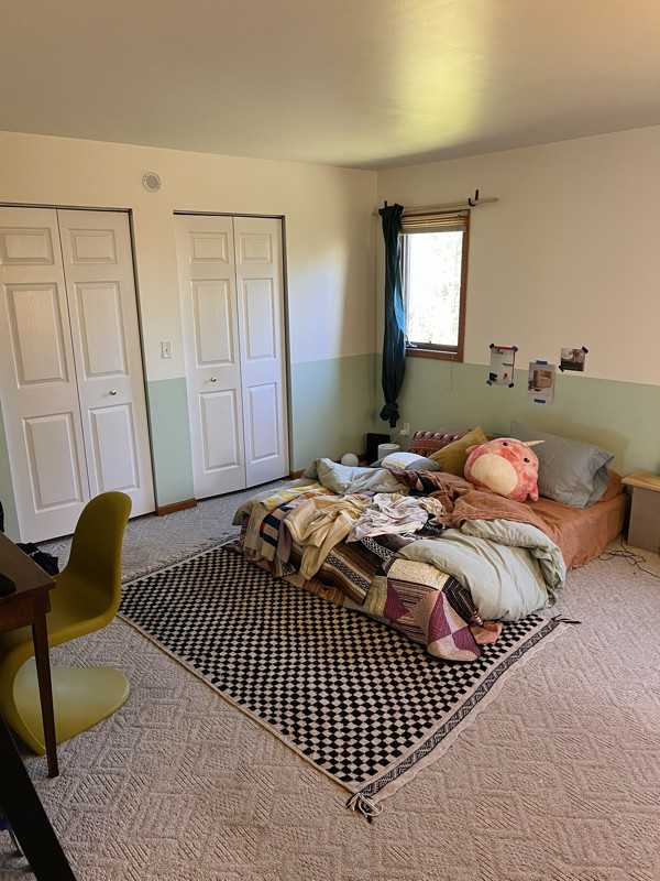 314 8th Ave W #B - Photo 3 of 15