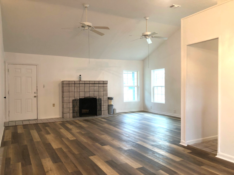 302 Pecan Dr - Photo 3 of 18