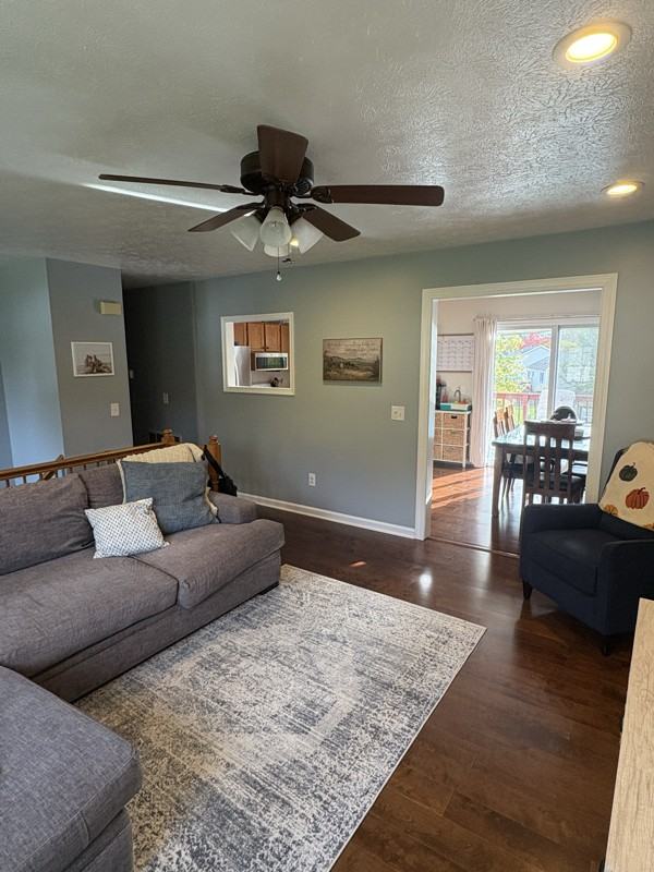 3234 Woodfield Drive - Photo 3 of 20