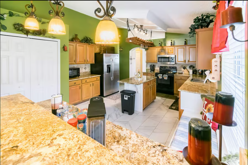 1331 Haden Ln - Photo 3 of 14