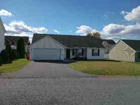 253 Wren St N - Photo 1 of 1