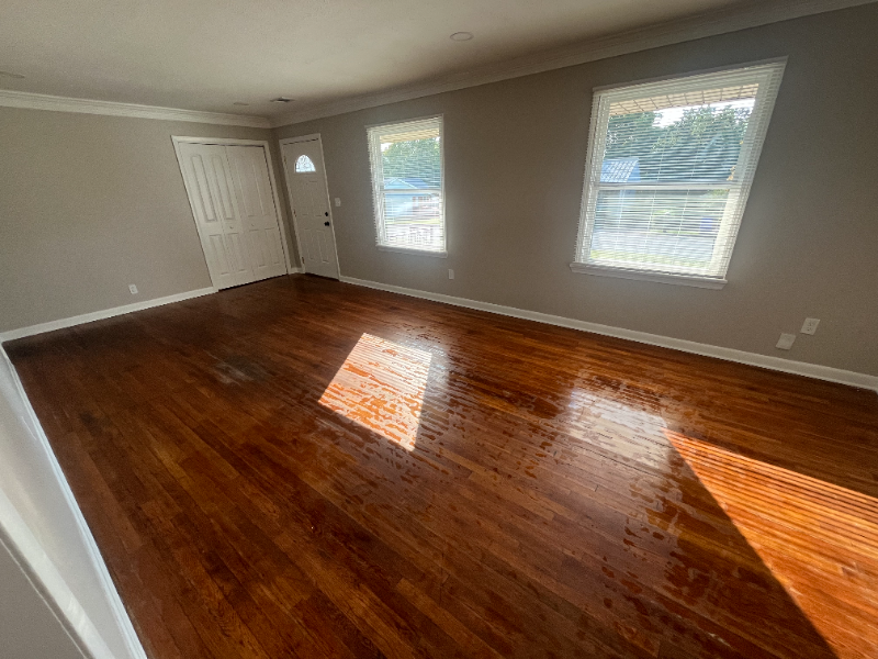 106 Roberts St - Photo 3 of 11