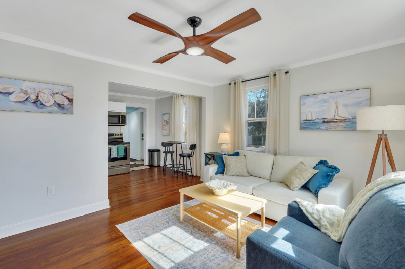 1101 Woodward Ave - Photo 2 of 11