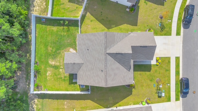 922 Daylily Cir - Photo 2 of 19