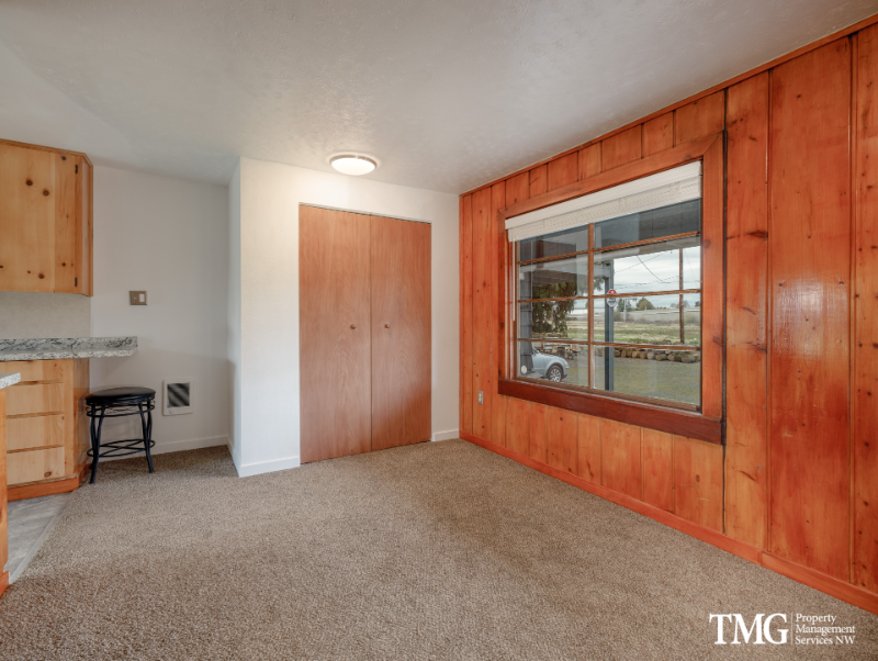 1413 Ne 136th St - Photo 6 of 11