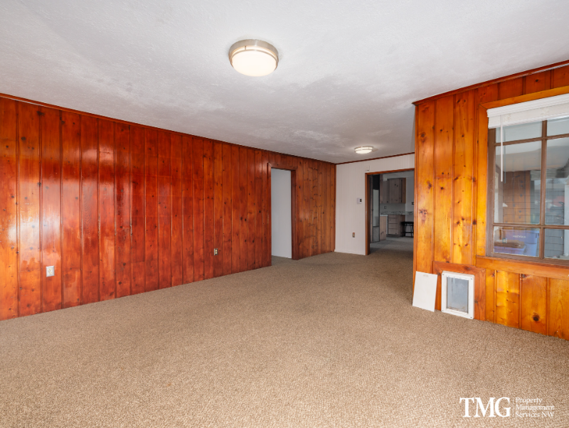 1413 Ne 136th St - Photo 7 of 11