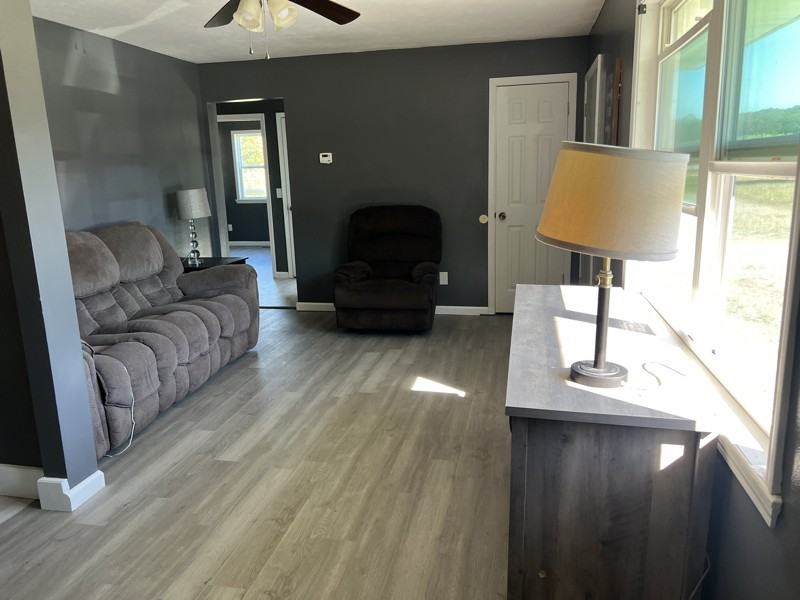 171 Miller St - Photo 3 of 18