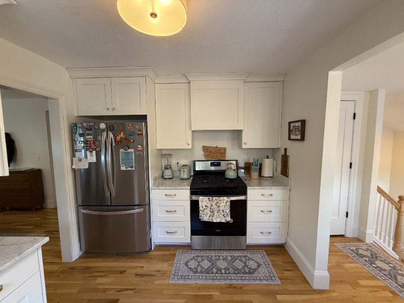 229 E Wilson Ave - Photo 2 of 20