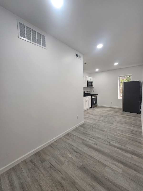 5161 Wakefield St #1