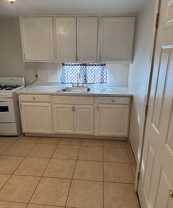 305 S 23rd St #B - Photo 1 of 1