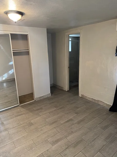 305 S 23rd St #B - Photo 5 of 9