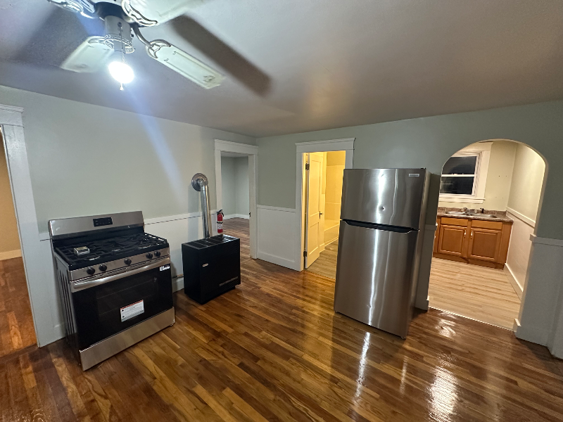 448 Hamilton St #450 - Photo 2 of 19