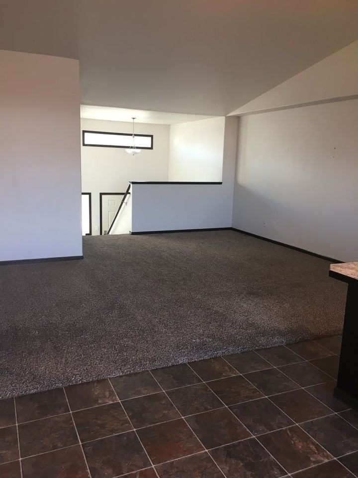 1452 44th Ave S - Photo 6 of 12