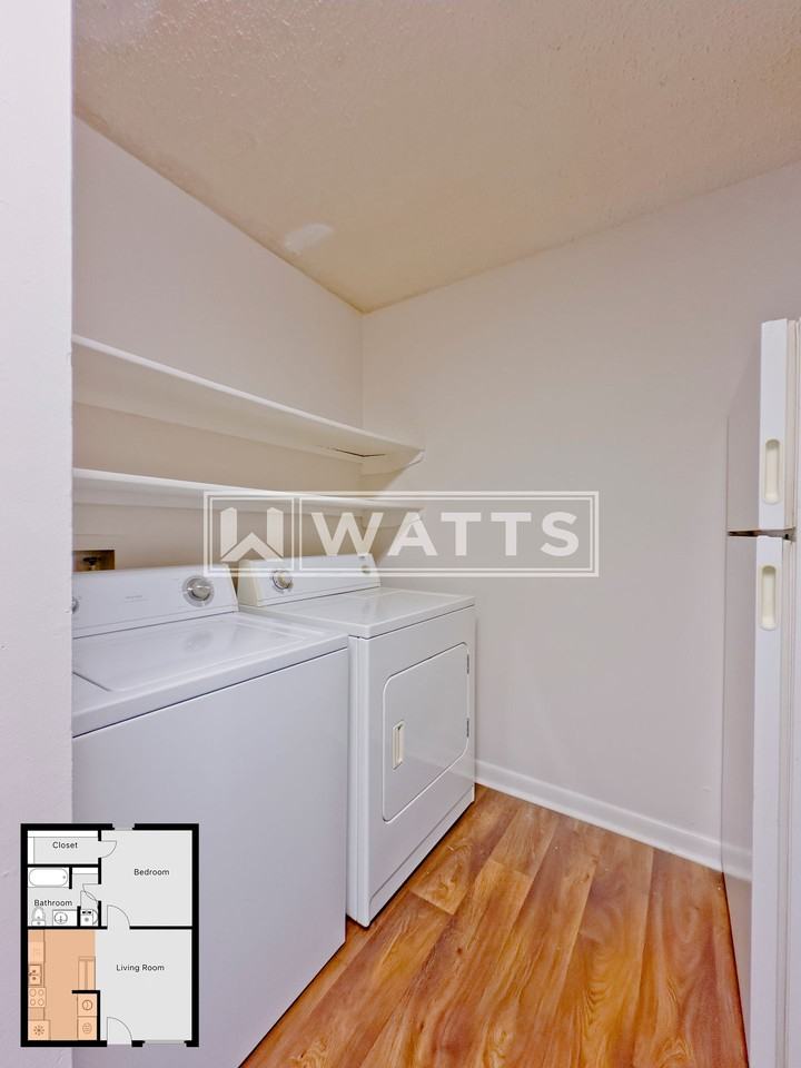 Ashley Court Apartments - Photo 4 of 14