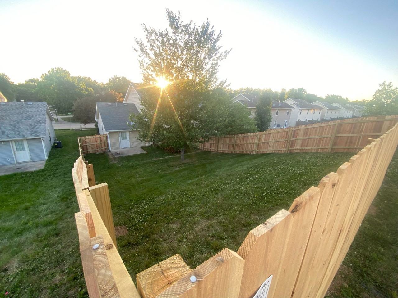 2112-2114 Arlene Dr - Photo 2 of 3