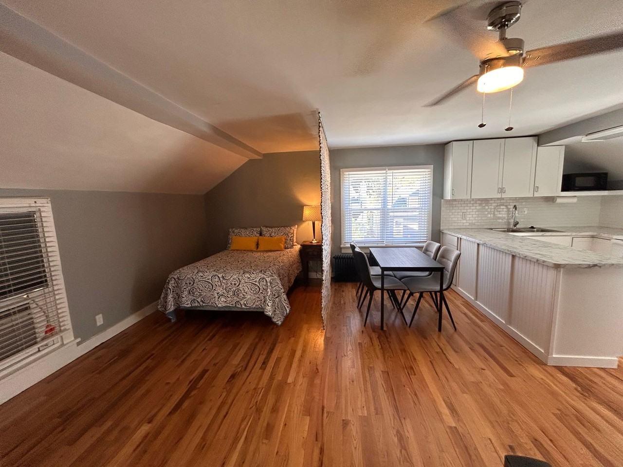 1008 Pitkin Ave - Photo 3 of 4