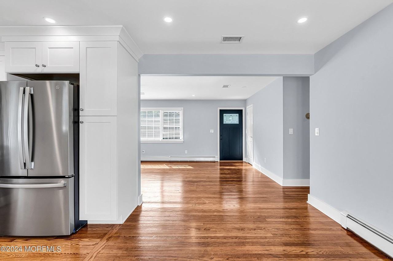 1708 Grove St #NA - Photo 2 of 14