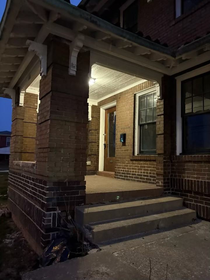 144 N 6th St #144 - Photo 7 of 12