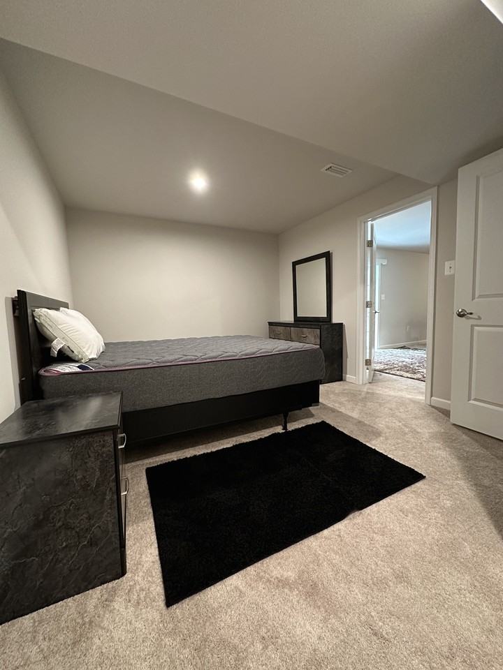 5000 Birch Leaf Cir #1 - Photo 7 of 9