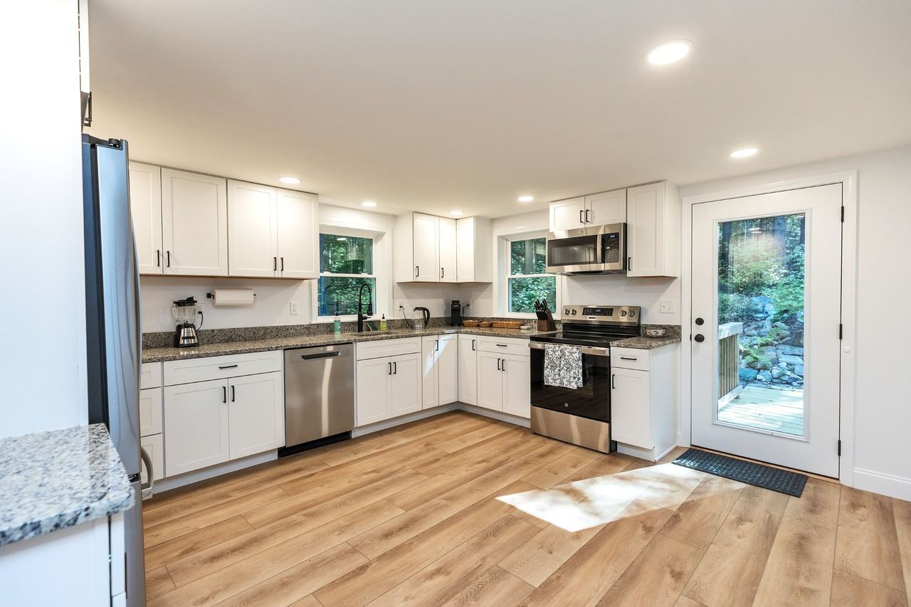 572 Nh Route 123 #NA - Photo 2 of 16