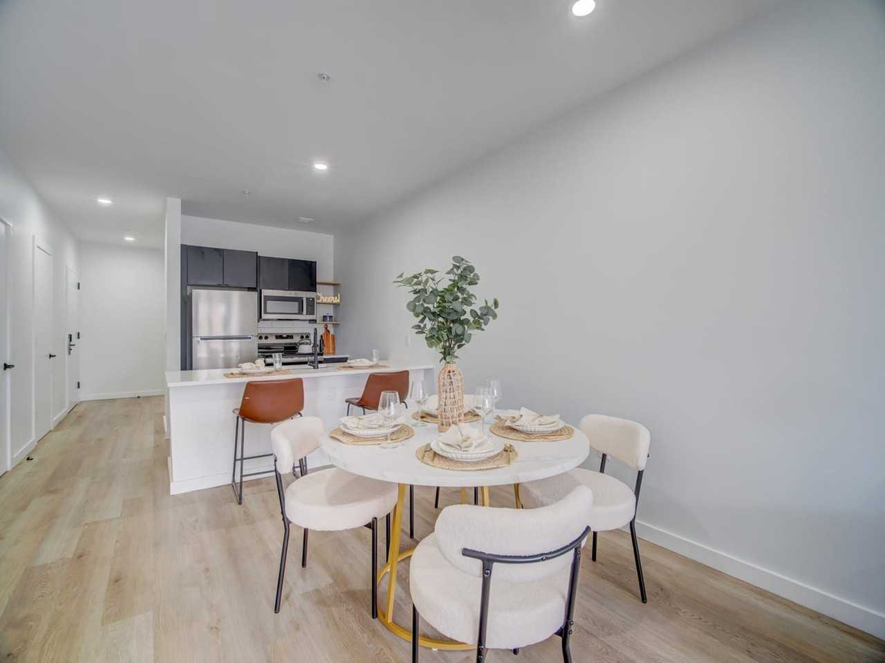 6 Madison St #402 - Photo 3 of 15