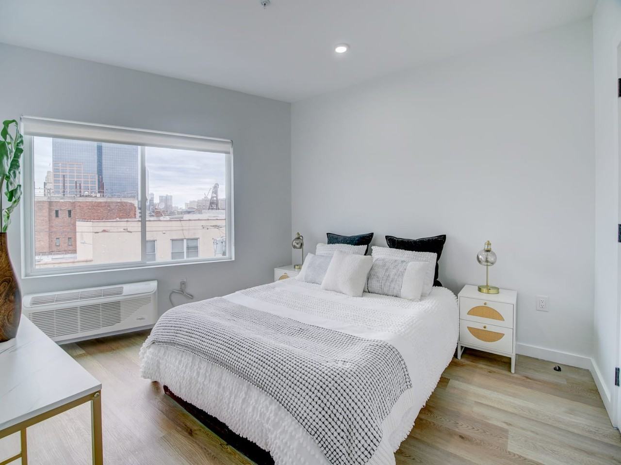 6 Madison St #402 - Photo 7 of 15