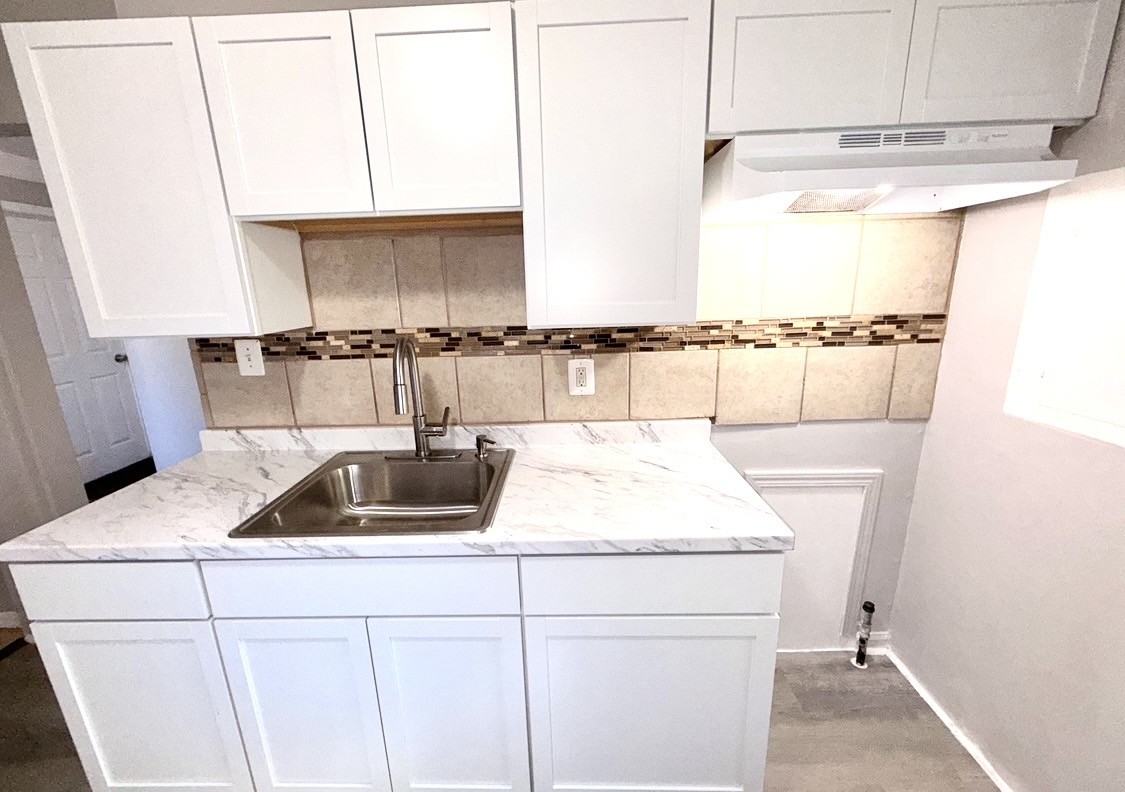 11260 Fisher Ave #NA - Photo 3 of 21