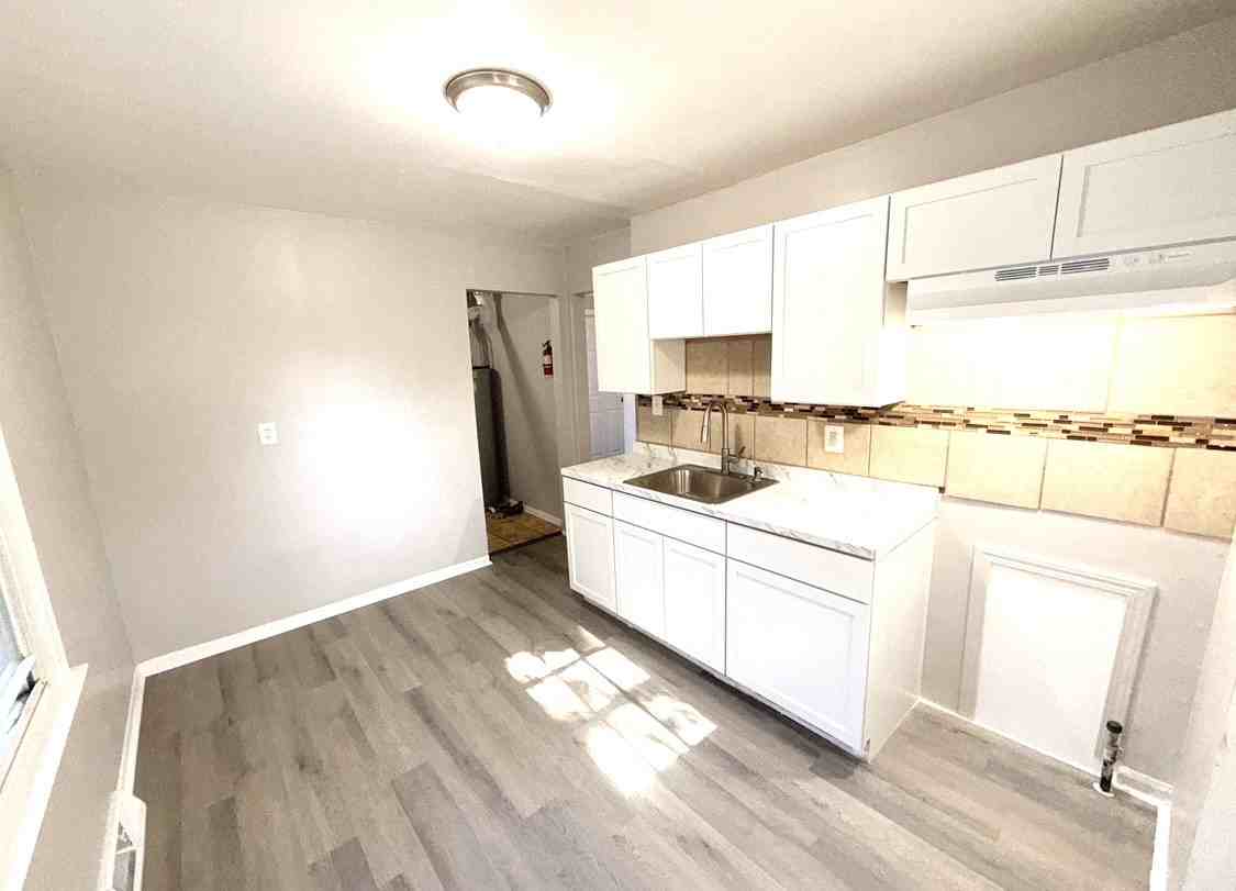 11260 Fisher Ave #NA - Photo 6 of 21