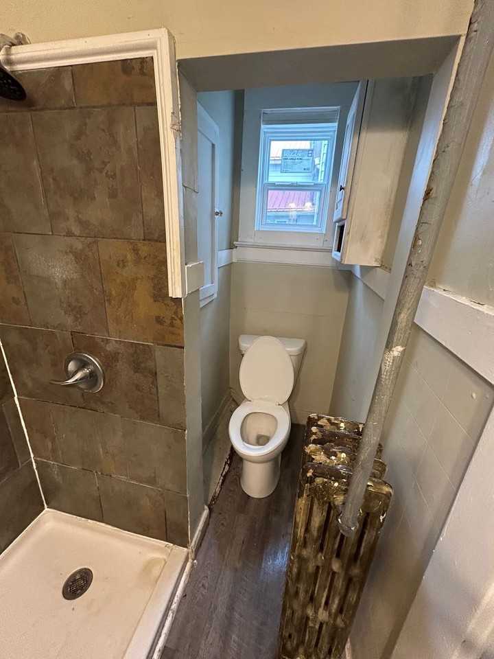 721 California Ave - Photo 5 of 10