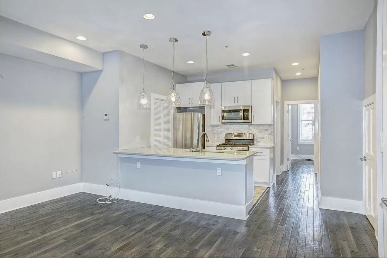 1220 19th St NE - Photo 4 of 28