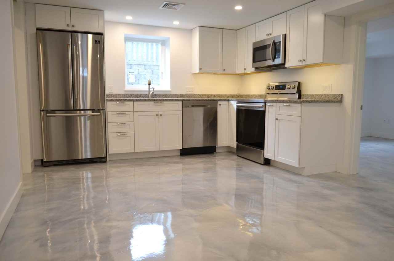 10 Gloucester Avenue - Photo 2 of 11