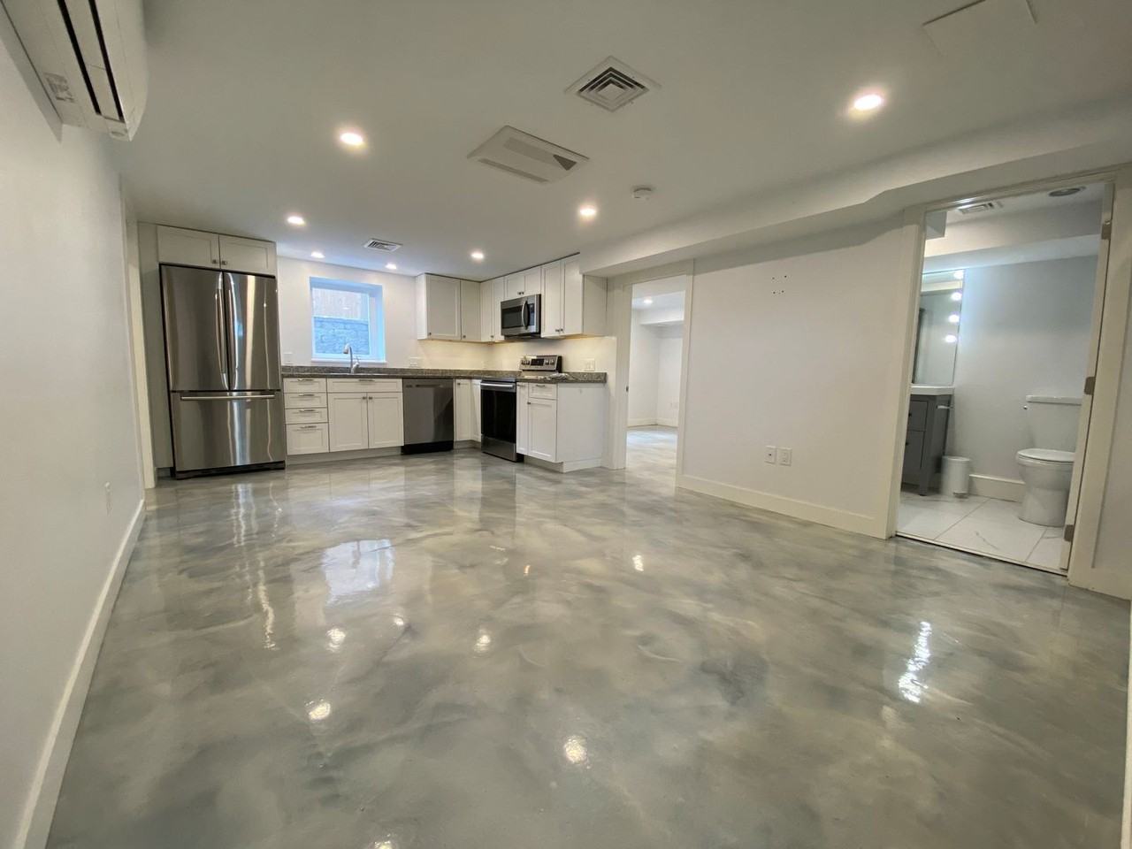 10 Gloucester Avenue - Photo 3 of 11